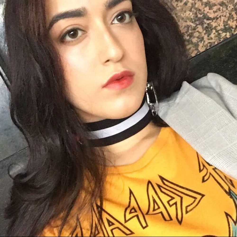 Meet your Posher, Stephanie